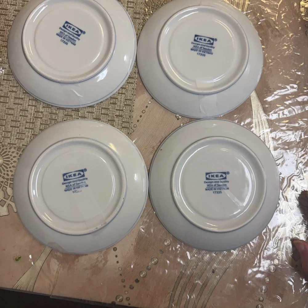 IKEA Classic White Dinner Plates Set